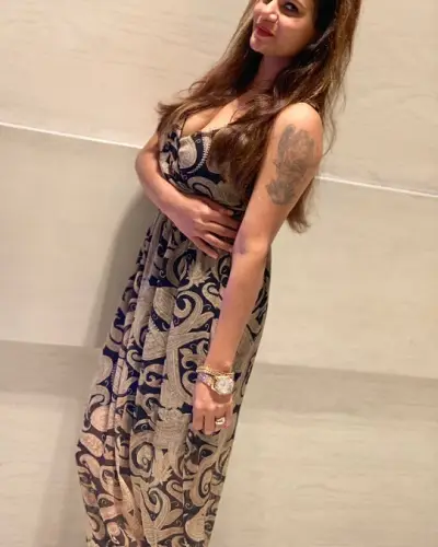 Bisauli Escort